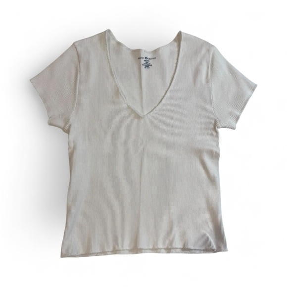 Brandy Melville Tops - brandy melville ribbed white v neck top coquette cottagecore y2k vintage dainty